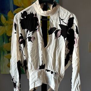 Free people xs open back, tie waist, blouse floral